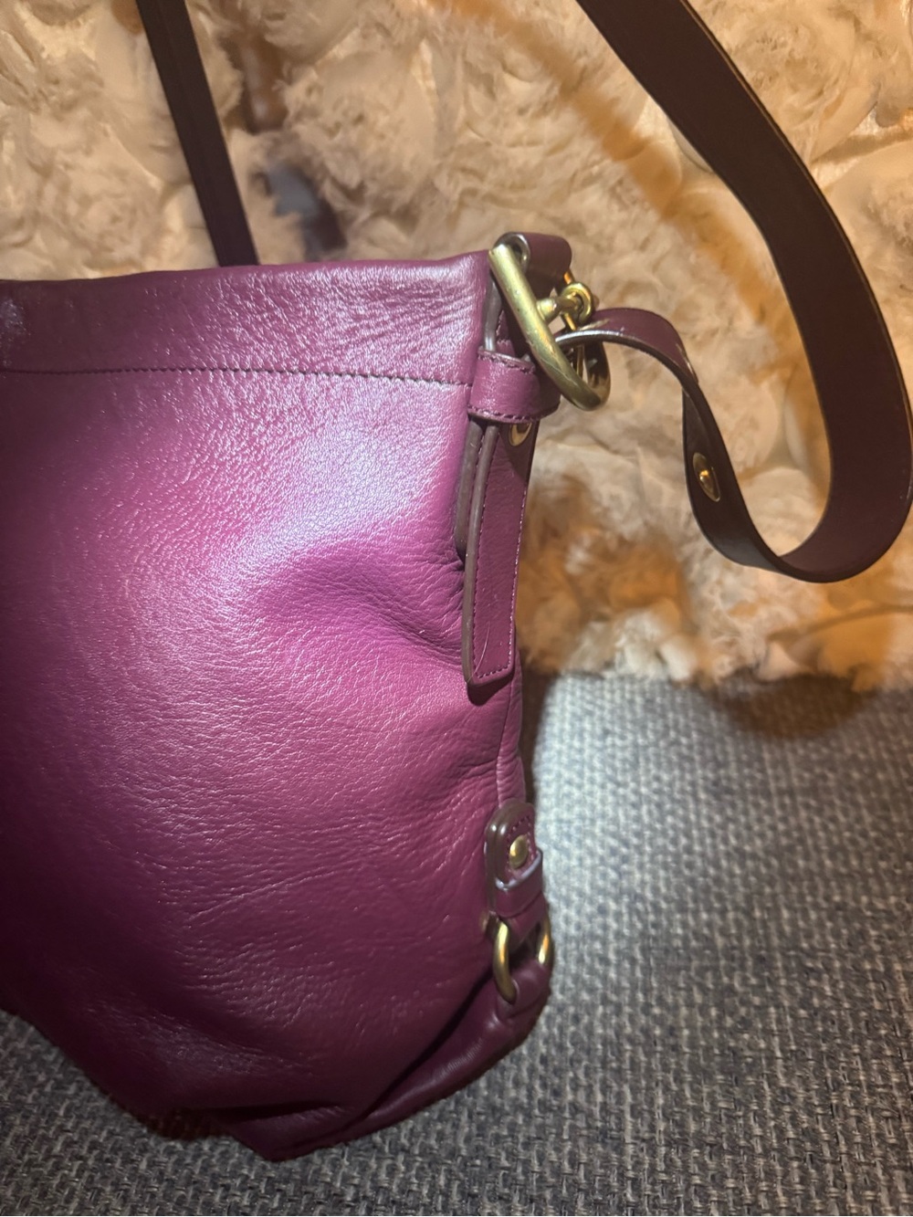 Vintage Coach Burgundy Leather Shoulder Hobo Bag Style F15064 - Picture 4 of 13
